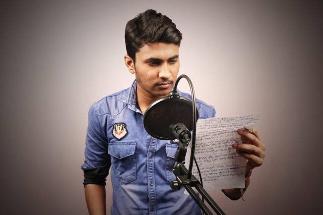 ilustrasi dubbing (Pexels)